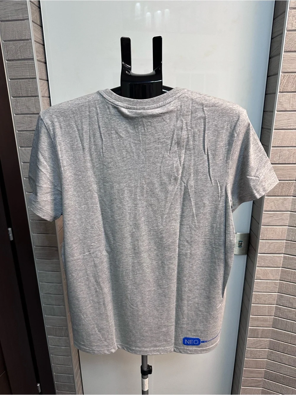 Adidas Vintage NEO Men’s Blue Skull Gray Short Sleeve Tee with Blue Graphic
